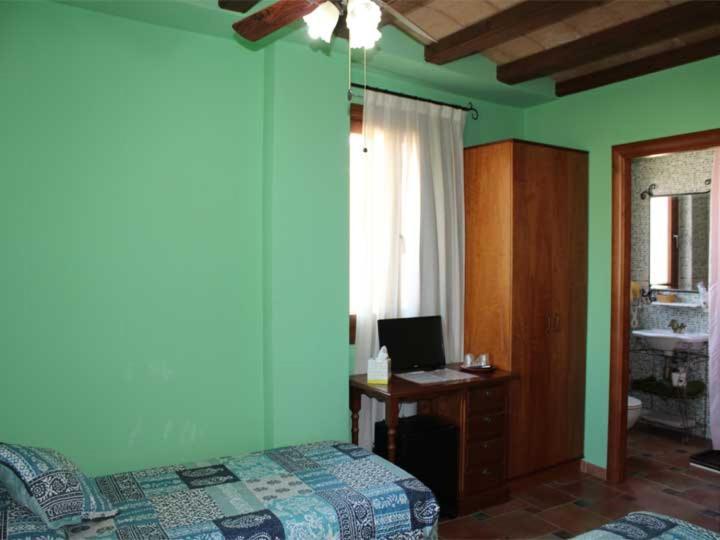Hostal La Savina Cervera  Ngoại thất bức ảnh